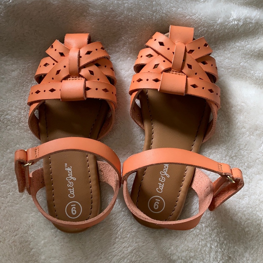 Cutest sandals. Like new.